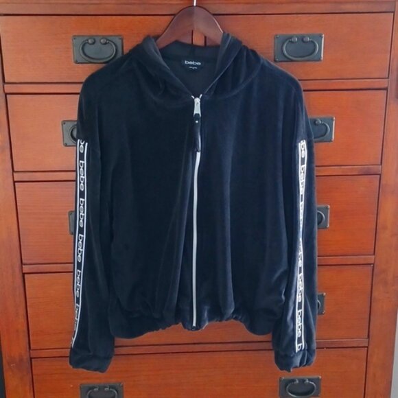 BeBe women's Cropped Velour Comfy Hoodie - Picture 1 of 6